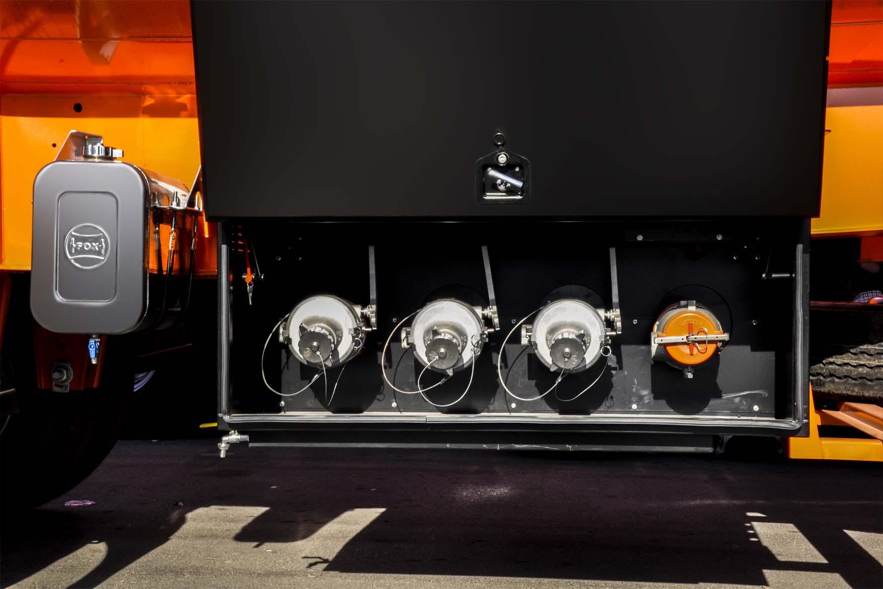 تریلر تانکر حمل سوخت - Image 3